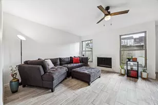 1077 Country Pl Dr, Houston, TX 77079 - Photo 5