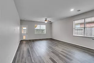 6523 Silver Shade Dr, Houston, TX 77064 - Photo 19