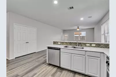 6523 Silver Shade Drive, Houston, TX 77064 - Photo 17