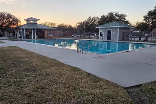 6523 Silver Shade Dr, Houston, TX 77064 - Photo 9