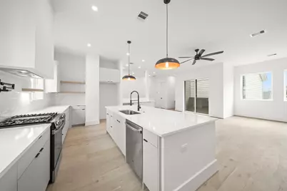 319 N Nagle Street, Houston, TX 77003 - Photo 19