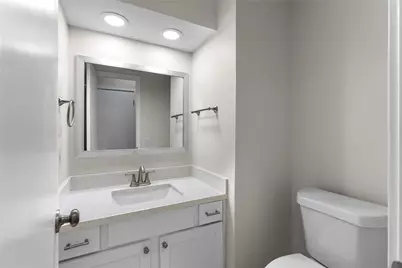 336 Litchfield Lane, Houston, TX 77024 - Photo 17