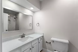 336 Litchfield Ln, Houston, TX 77024 - Photo 19