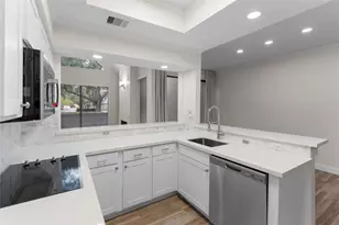 336 Litchfield Ln, Houston, TX 77024 - Photo 13