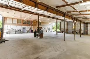 4239 County Rd 348, Brazoria, TX 77422 - Photo 9