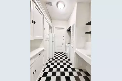 3920 Fannin Street #111, Houston, TX 77004 - Photo 9