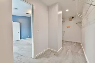 2716 Chenevert St, Houston, TX 77004 - Photo 17