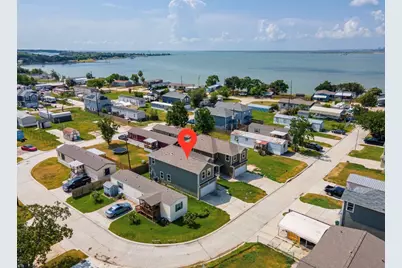 127 Egret Canal N, Baytown, TX 77523 - Photo 23