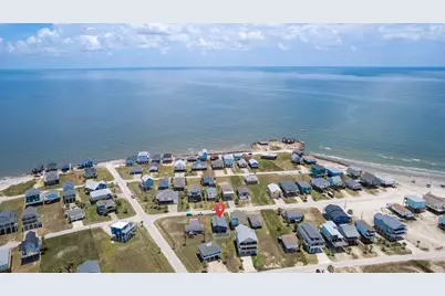 12927 Buccaneer Parkway, Freeport, TX 77541 - Photo 39