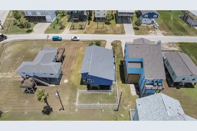 12927 Buccaneer Parkway, Freeport, TX 77541 - Photo 43