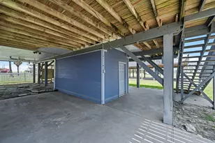 12927 Buccaneer Pkwy, Freeport, TX 77541 - Photo 31