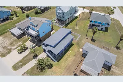 12927 Buccaneer Parkway, Freeport, TX 77541 - Photo 45