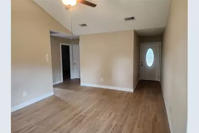 10115 Mill Shadow Drive, Houston, TX 77070 - Photo 5