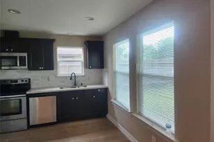 10115 Mill Shadow Dr, Houston, TX 77070 - Photo 3
