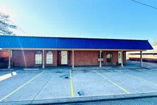 811 N Travis St, Liberty, TX 77575 - Photo 21