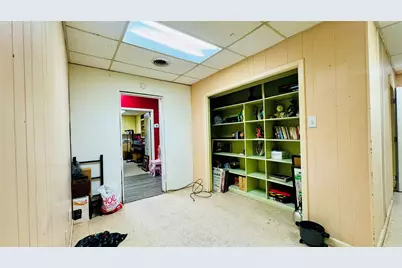 811 N Travis Street, Liberty, TX 77575 - Photo 11