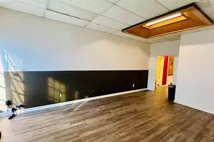 811 N Travis St, Liberty, TX 77575 - Photo 9