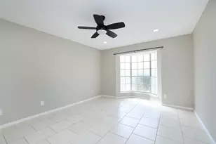 3770 Lovers Wood Ln, Houston, TX 77014 - Photo 17