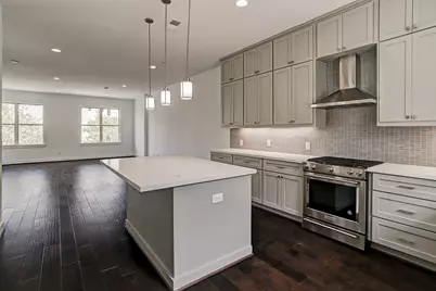 1402 Eberhard Street, Houston, TX 77019 - Photo 7