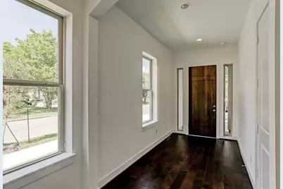 1402 Eberhard Street, Houston, TX 77019 - Photo 9