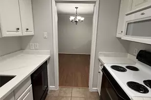 4645 Wild Indigo St, Houston, TX 77027 - Photo 15