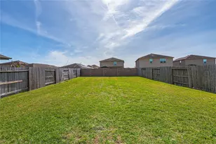 2502 Bernadino Dr, Texas City, TX 77568 - Photo 29