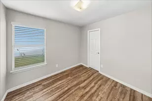 13319 Ambrosa Dr, Houston, TX 77044 - Photo 13