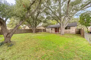 1921 Ripple Creek Dr, Rosenberg, TX 77471 - Photo 15