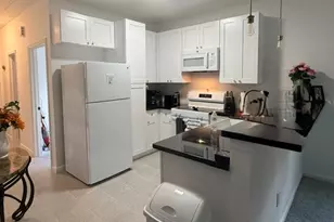 408 Miriam Ave, Baytown, TX 77520 - Photo 3