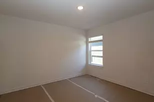 922 Garden Path Dr, Willis, TX 77378 - Photo 11