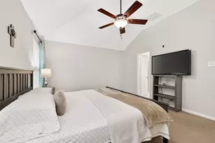9909 Kingfisher Dr, Conroe, TX 77385 - Photo 15
