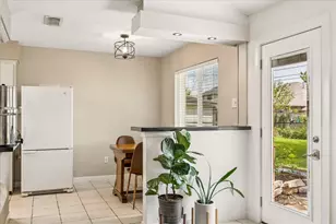807 W Galveston St, League City, TX 77573 - Photo 11