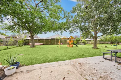 807 W Galveston Street, League City, TX 77573 - Photo 5