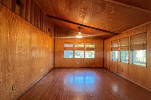 2 Lee Dr, Huntsville, TX 77320 - Photo 9