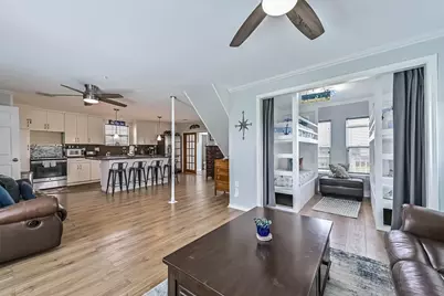 3917 3rd Street, Galveston, TX 77554 - Photo 17