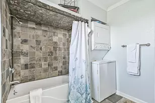 3917 3rd St, Galveston, TX 77554 - Photo 21