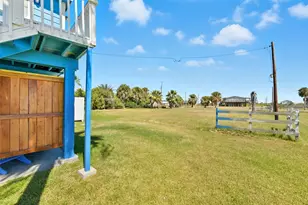 3917 3rd St, Galveston, TX 77554 - Photo 43