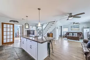 3917 3rd St, Galveston, TX 77554 - Photo 11