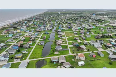 1964 Avenue G, Crystal Beach, TX 77650 - Photo 11