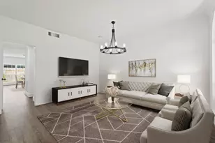 2010 Stoney Brook Dr, Houston, TX 77063 - Photo 1