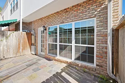 2010 Stoney Brook Drive #1, Houston, TX 77063 - Photo 17