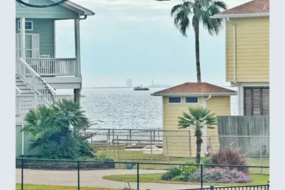 1112 7th Street, San Leon, TX 77539 - Photo 13