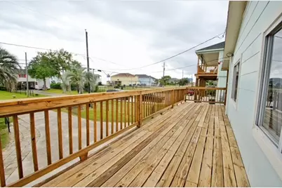 1112 7th Street, San Leon, TX 77539 - Photo 5