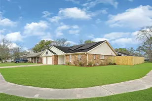 4102 Townes Forest Rd, Friendswood, TX 77546 - Photo 49