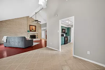 3415 W Creek Club Drive, Missouri City, TX 77459 - Photo 13