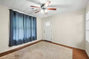 405 N College St, Weimar, TX 78962 - Photo 5