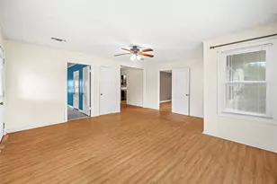 405 N College St, Weimar, TX 78962 - Photo 15