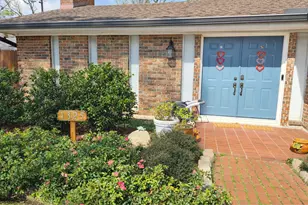 1325 Plantation Dr, Dickinson, TX 77539 - Photo 3