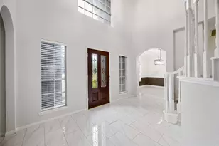 15 Finetta Ln, Alvin, TX 77511 - Photo 9