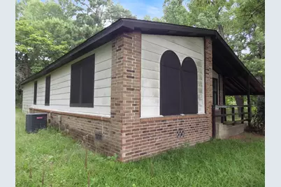 2240 Easley Circle, Huntsville, TX 77320 - Photo 5